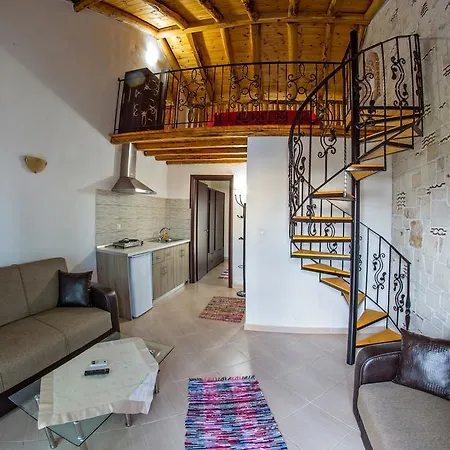 Theano Apartamento Sárti