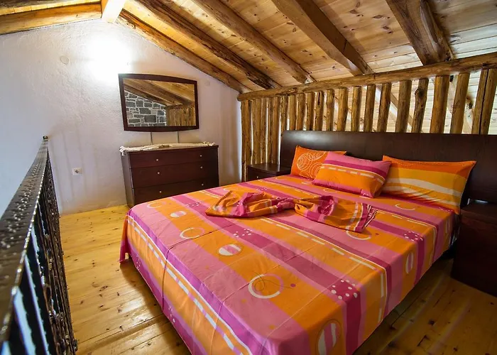 Theano Apartment